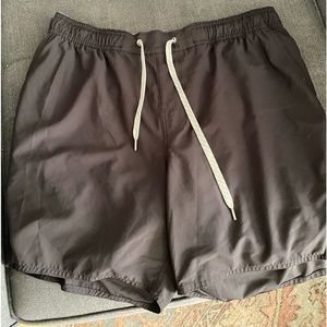 MENS LARGE VUORI ATHLETIC SHORTS BLACK